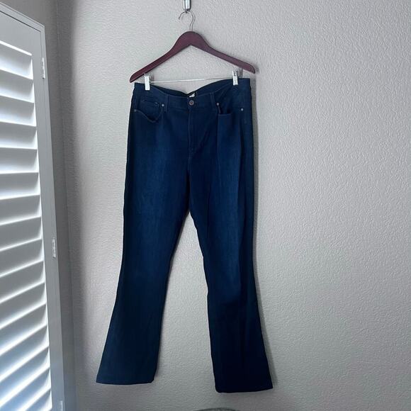 Paige Women’s Hourglass Dark Wash Denim Flare Jeans Stretch Curvy 34 Plus - Picture 3 of 8